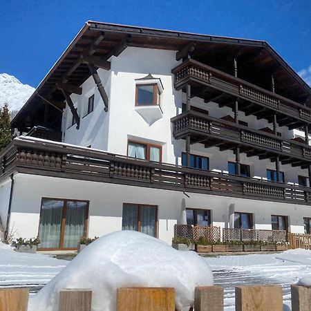 Quality Hosts Arlberg - Afoch Fei - Das Landhaus Σανκτ Αντόν αμ Άλμπεργκ Εξωτερικό φωτογραφία