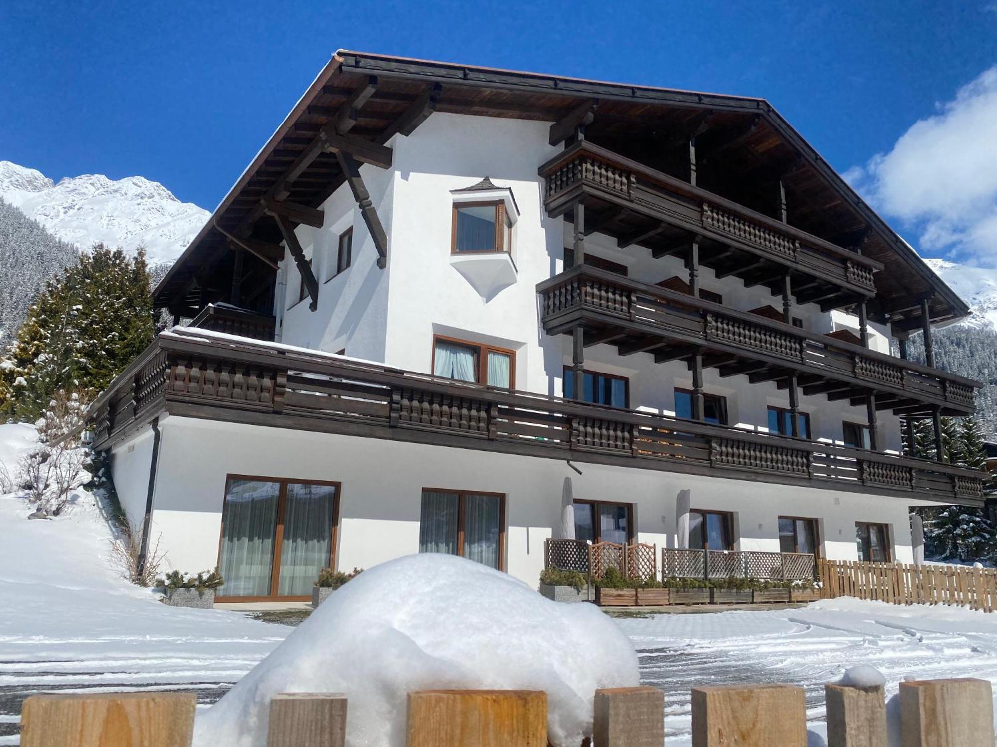 Quality Hosts Arlberg - Afoch Fei - Das Landhaus Σανκτ Αντόν αμ Άλμπεργκ Εξωτερικό φωτογραφία